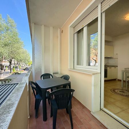 Condominio Bussola Bibione Bagian luar foto