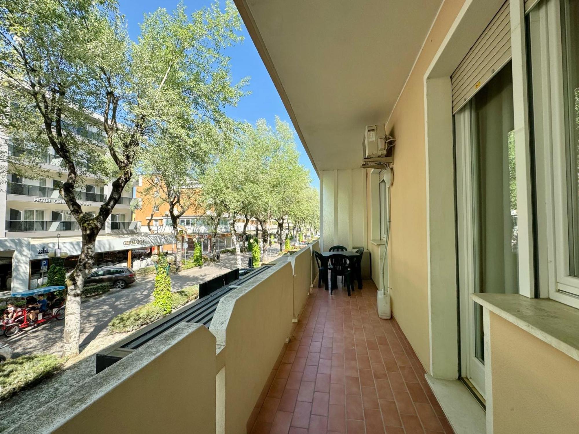 Condominio Bussola Bibione Bagian luar foto