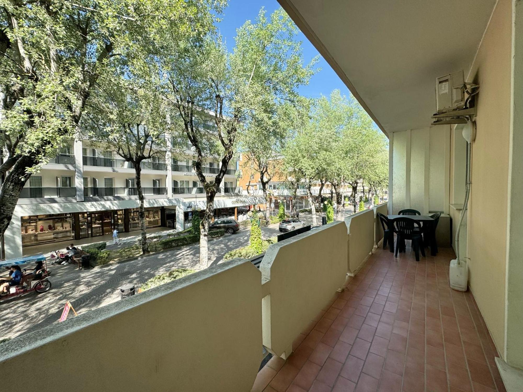 Condominio Bussola Bibione Bagian luar foto